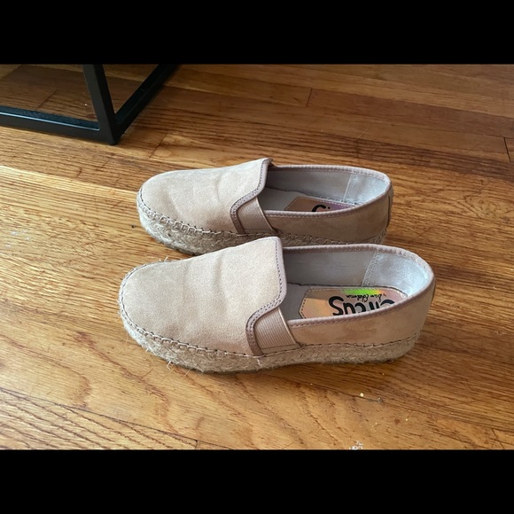 Size 5 - Picture 4 of 5